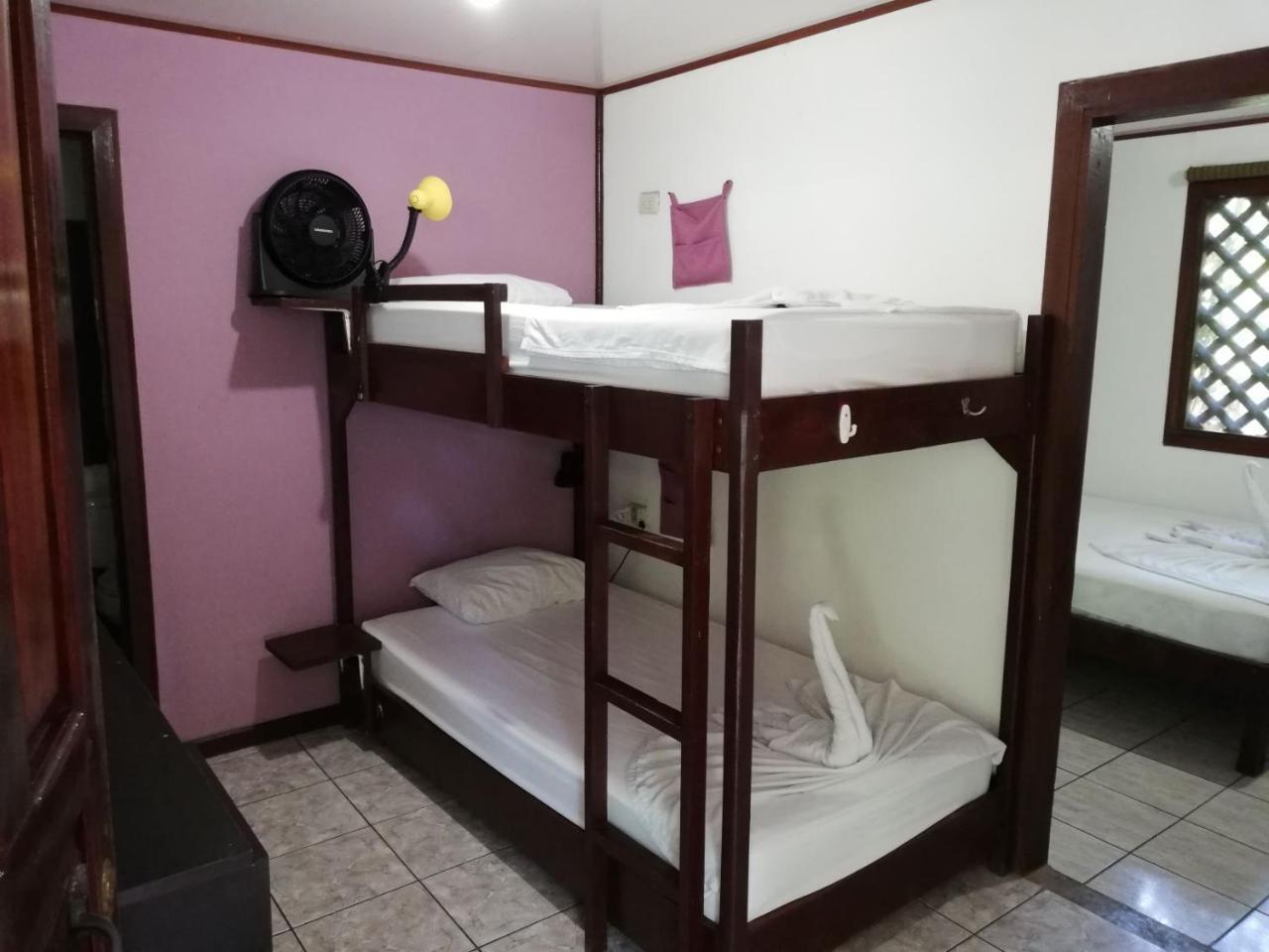 Aracari Garden Hostel Тортугеро Экстерьер фото